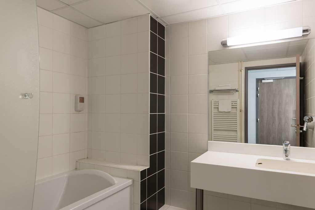 The Originals City, Hotel Le Coeur D'Or, Sedan Est Douzy الغرفة الصورة